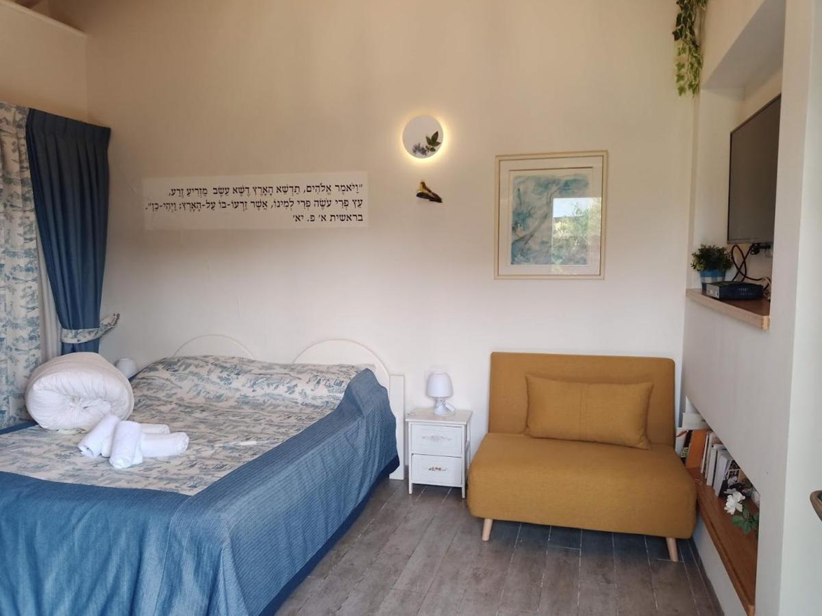 Nuriel Fruit & Guest House Sheʼar Yashuv Екстериор снимка