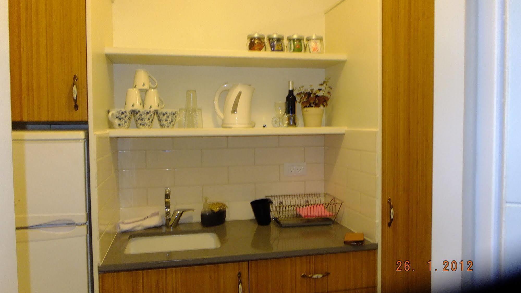 Nuriel Fruit & Guest House Sheʼar Yashuv Екстериор снимка