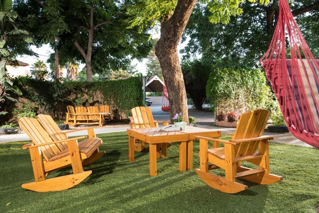 Nuriel Fruit & Guest House Sheʼar Yashuv Екстериор снимка